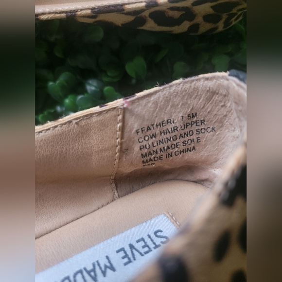Steve Madden Leopard Print Flats - Picture 7 of 7